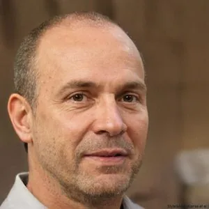 Daniel Petrovic